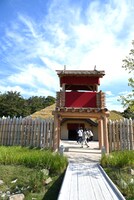 タタラ場をイメージした体験学習施設。