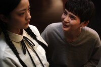 ドラマ「EVOL（イーヴォー）～しょぼ能力で、正義を滅ぼせ。～」の場面カット。 (c)KANEKO Atsushi / KADOKAWA刊 (c)DMM TV