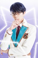 丸山龍星扮する柊翼。