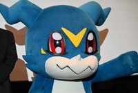 ブイモンの着ぐるみ。