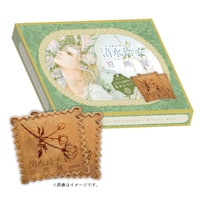 瓦せんべい。美しい花の焼き印が施されている。ひと箱12枚入り。