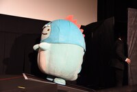 しずしずとステージに向かうとかげ。