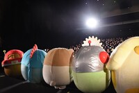 退場ギリギリまでファンに挨拶をするすみっコたち。