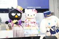 左からバッドばつ丸、ハローキティ、シナモロール。