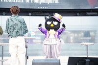 MVに合わせて踊るバッドばつ丸。