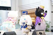 左からハローキティ、シナモロール、バッドばつ丸。