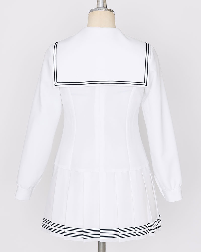 「藤野岬高校制服冬服」のジャケット下に着るワンピース。