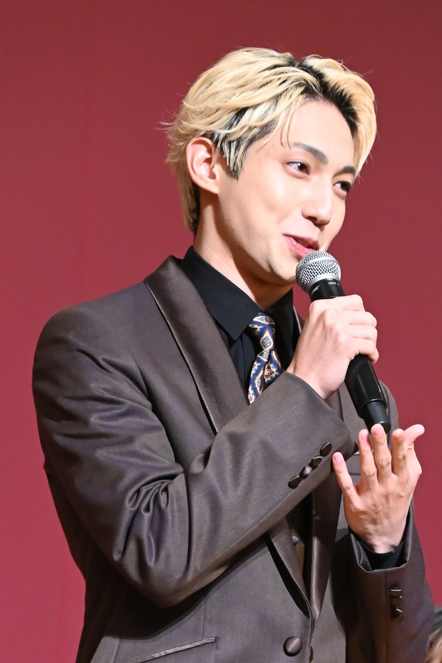 有澤樟太郎