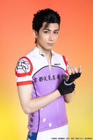 鐘ヶ江洸扮する石垣光太郎。