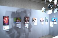 「『EGAKU -draw the song-』展」の様子。