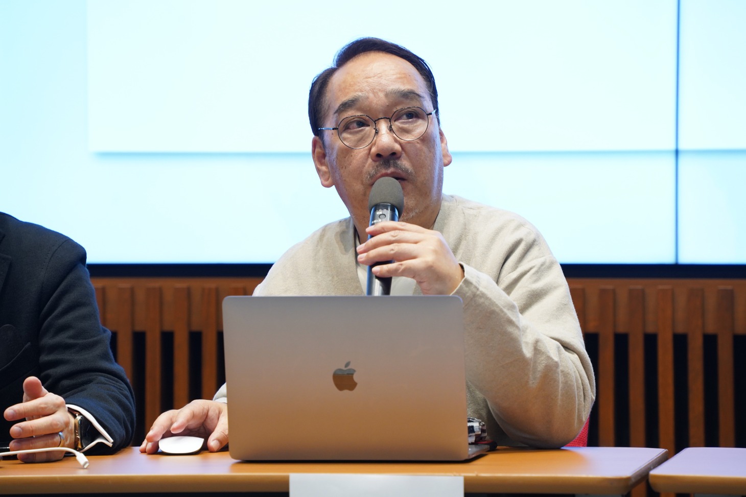 石渡正人