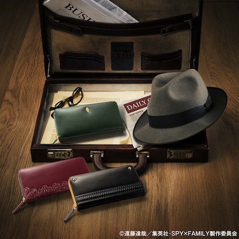 「SPY×FAMILY ブライドルレザーの長財布」