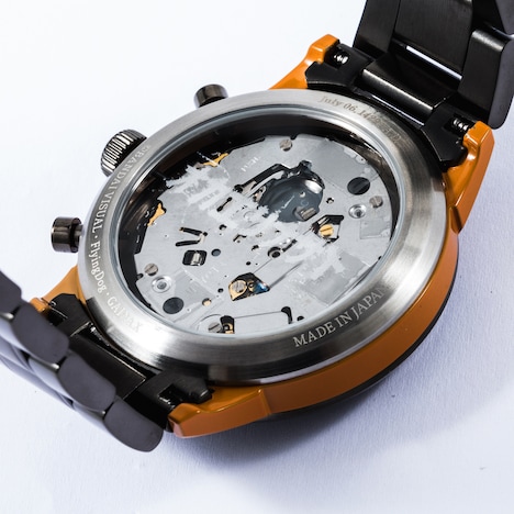 ガンバスターモデルの腕時計。