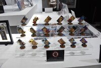 物販コーナーの様子。 (c)SHUEISHA (c)原泰久/集英社