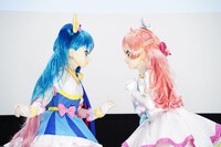 2人でイベントを進行するキュアスカイとキュアプリズム。