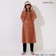 「ハイキュー!!もふもふ着る毛布 アカアシフクロウ」着用イメージ