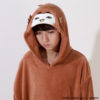 「ハイキュー!!もふもふ着る毛布 アカアシフクロウ」着用イメージ