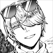 ミカ。自身を宇宙人と名乗る謎多き小説家。不可視なものを救うため、伊織に挿絵の依頼をする。