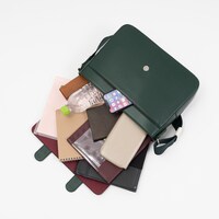 「『薬屋のひとりごと』 モデル ショルダーバッグ」 ※商品はサンプル。