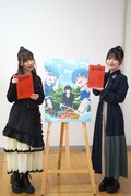 左から鈴木愛奈、花井美春。