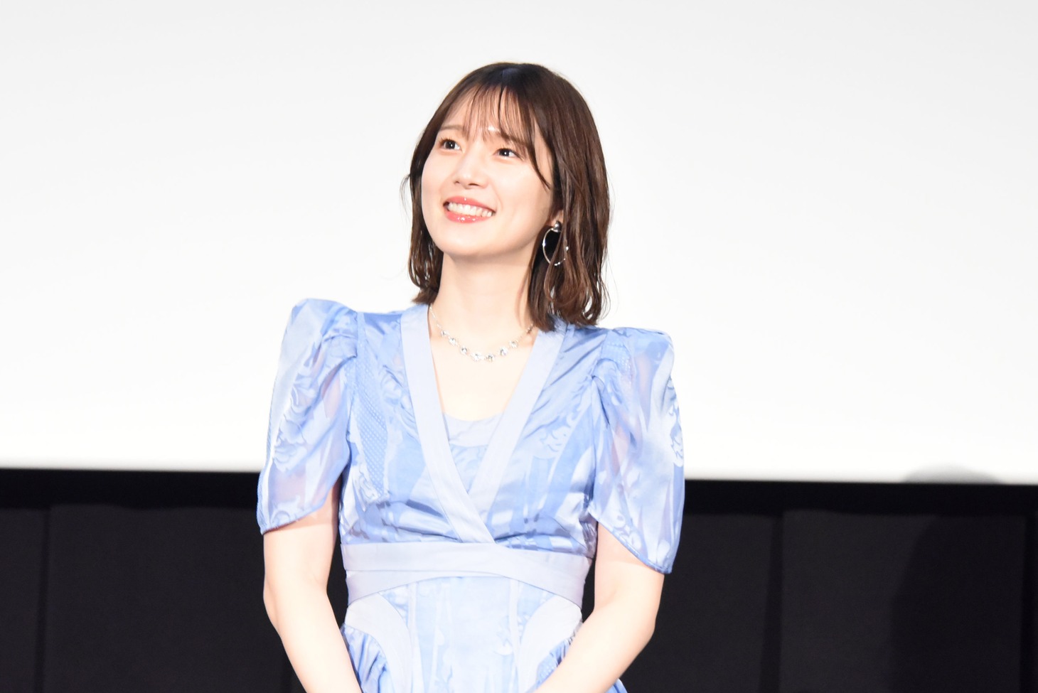 内田真礼
