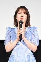 内田真礼