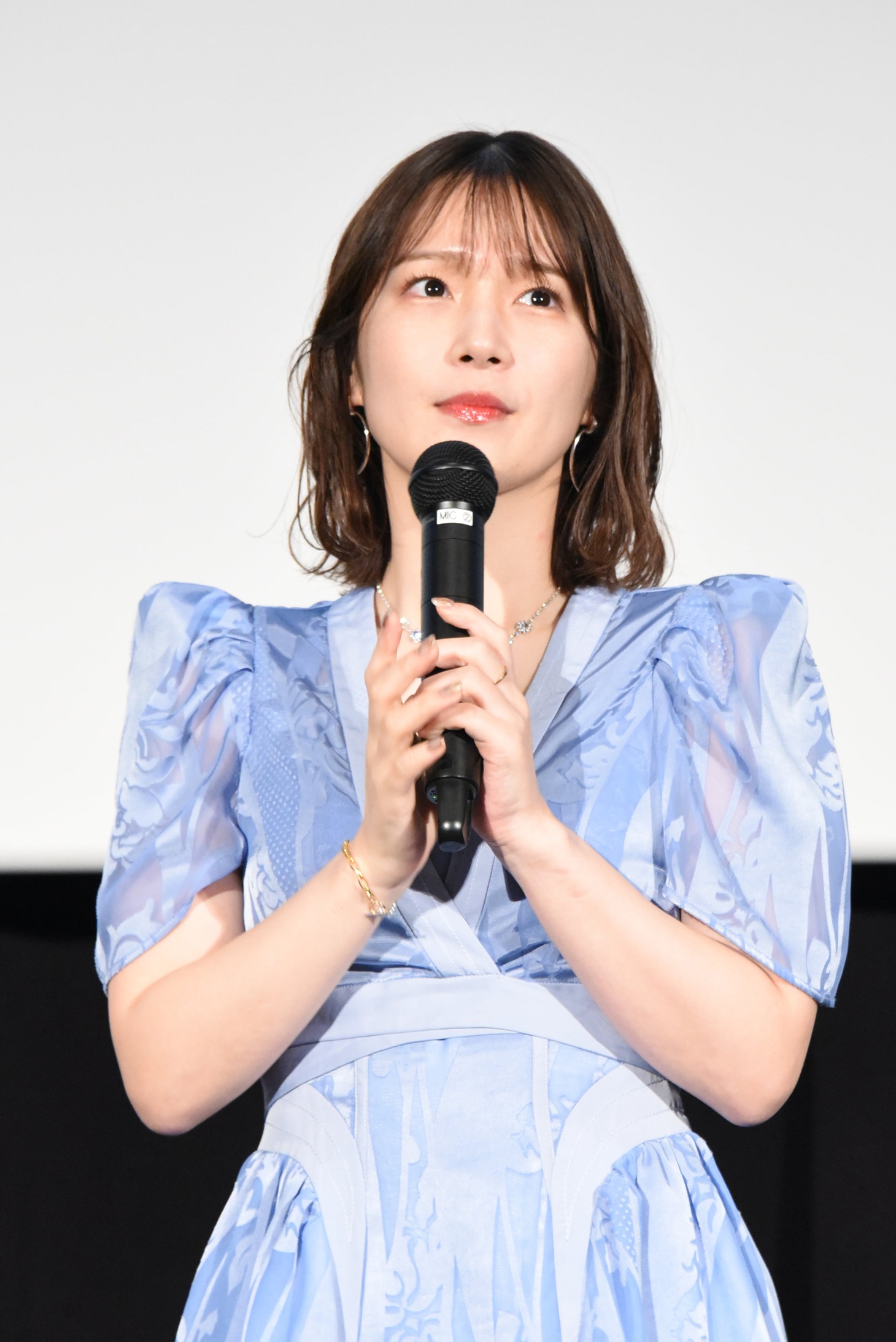 内田真礼