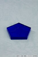 「ねんどろいど 御影 玲王」の台座。