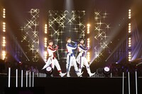 WITH。左からアサヒ役の小林竜之、ショウゴ役の山下誠一郎、コヨイ役の土田玲央。