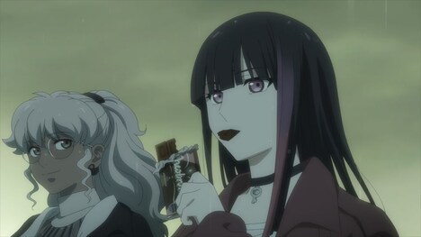 TVアニメ「メタリックルージュ」メインPVの場面カット。