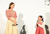 「窓ぎわのトットちゃん」初日舞台挨拶の様子。