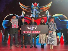 TVアニメ「グレンダイザーU」制作発表会の様子。左から福田己津央総監督、下野紘、入野自由、田中美海、戸松遥。