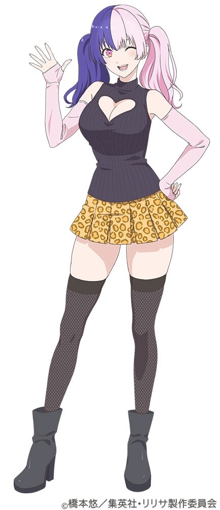 753♡（CV：山根綺）。企業の依頼を受けて、さまざまなキャラクターにコスプレをするプロのコスプレイヤー。“コスプレ四天王の一角”と評されるほど高い人気と知名度を誇
る。乙女ゲーム「ドストライク☆プリンス」の登場キャラクター・カイ様が大好き。 (c)橋本悠／集英社・リリサ製作委員会