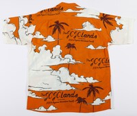 「初版購入者限定通販 JOJO magazine 特製アロハシャツ」 (c)荒木飛呂彦&LUCKY LAND COMMUNICATIONS／集英社