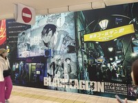 新宿駅西口地下の様子。