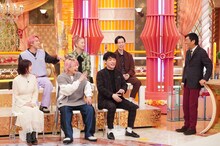 「超ホンマでっか!?TVマンガ大賞2023！川島スノ佐久間花澤のベスト漫画は？」のスタジオの様子。