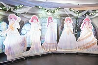 「『五等分の花嫁』アニメ原画展 Engagement」の様子。