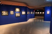 「草凪みずほ画業20周年記念 暁のヨナ大原画展」より、「真国編」コーナーの展示の様子。