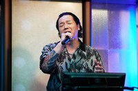 やべきょうすけ演じる唐田。