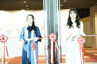 左から関根明良、加隈亜衣。