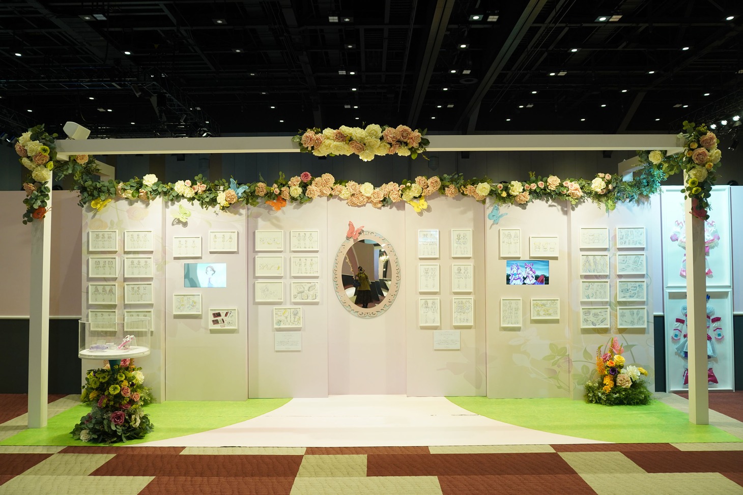 「Yes!プリキュア5」「Yes!プリキュア5GoGo!」の展示。