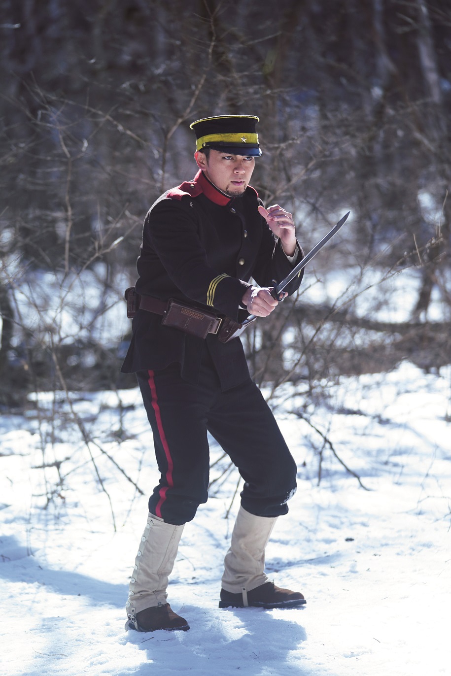 「映画 ゴールデンカムイ ビジュアルブック」の収録カット。(c)野田サトル／集英社 (c)2024映画「ゴールデンカムイ」製作委員会