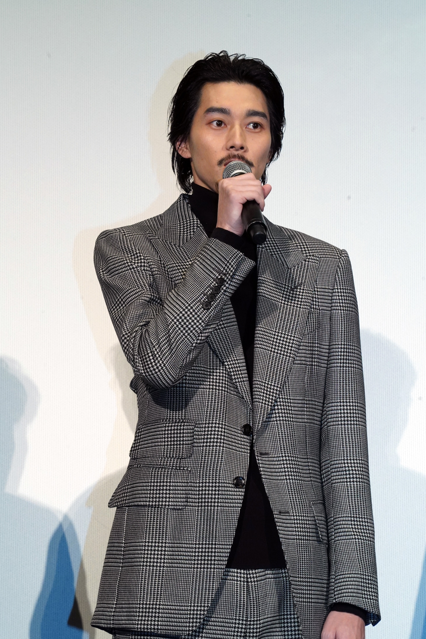 柳俊太郎