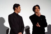 左から玉木宏、山崎賢人。