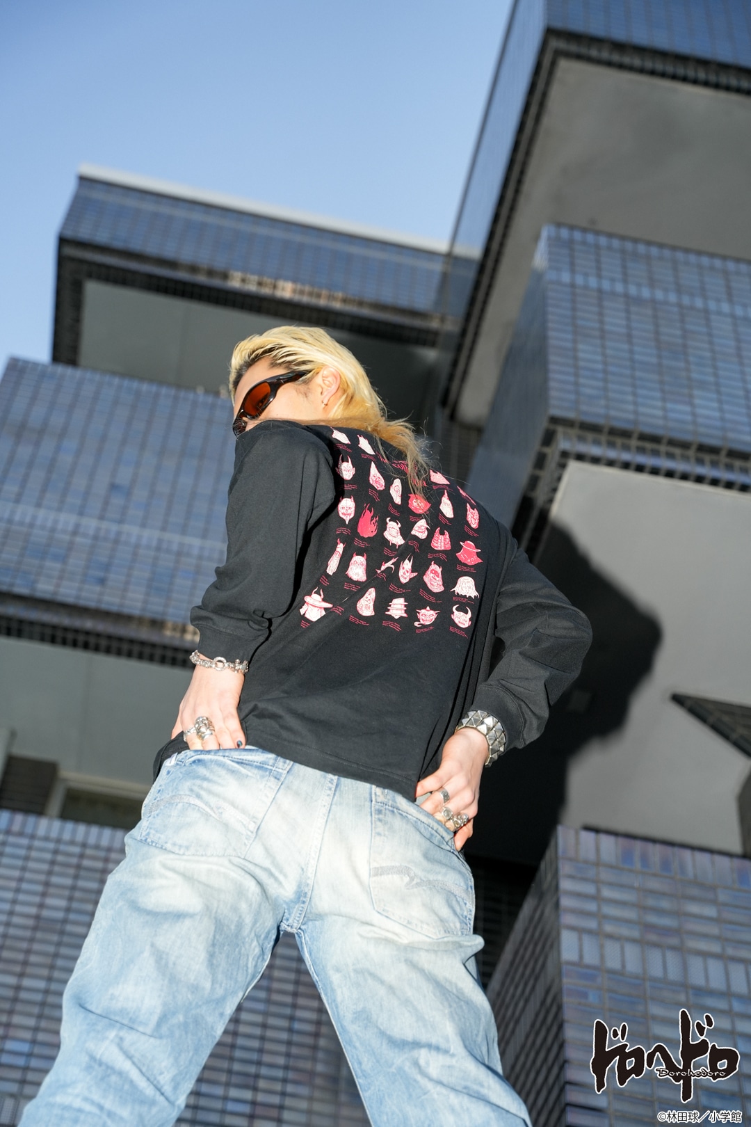 「ドロヘドロ 悪魔ロングスリーブTシャツ」着用イメージ