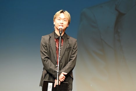 「いいよ」を披露する立花慎之介。