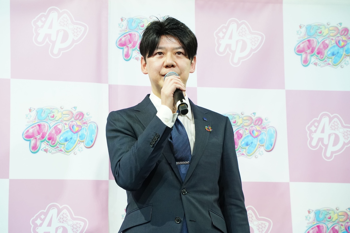 中山聖氏