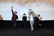 矢野奨吾、内田雄馬、中澤まさとも、江口拓也。ギヴンのポーズ。