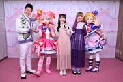 左からみやぞん、キュアワンダフル、長縄まりあ、キュアフレンディ、種崎敦美。