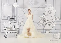 「ご近所物語」をモチーフにした「LU-1006 Off White」。